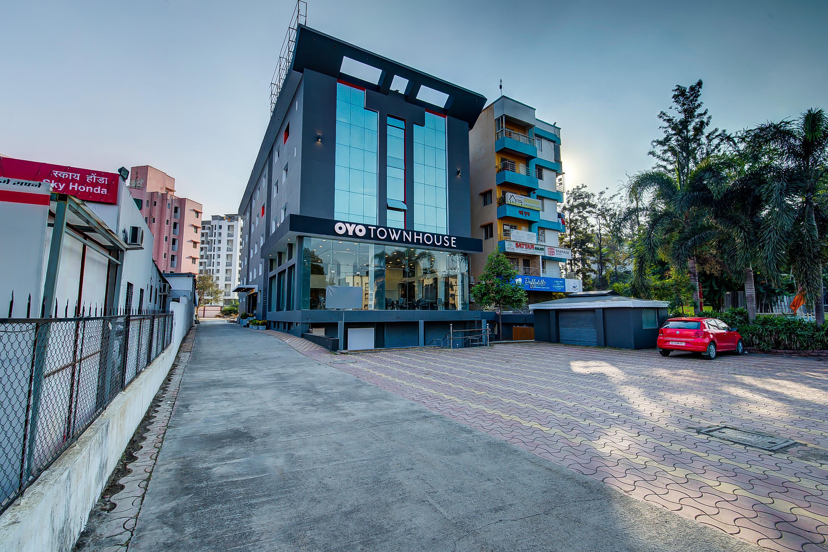 Oyo Townhouse 048 Hadapsar Otel Phursungi Dış mekan fotoğraf